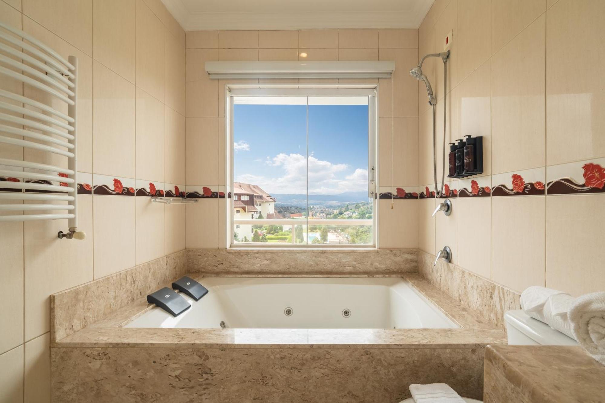 External Standard Apartment with Spa Bath,1651735907:JPEG